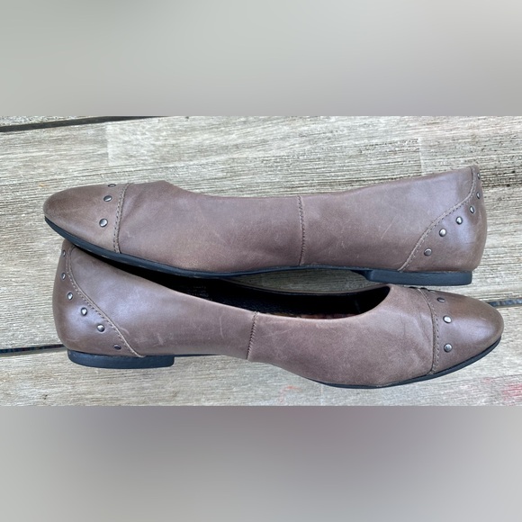 BORN Lola Leather Flats Women’s 7 - Picture 4 of 9